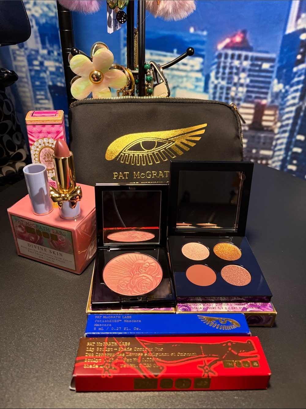 Pat McGrath Peach Pink Blush & Warm Eyeshadow Palette with Gold-Stamped Pouch